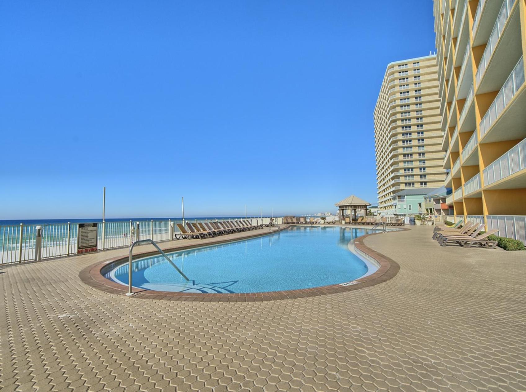 Treasure Island Unit 2011: Sunset Sands, 2 Bed/2 Bath Retreat - Sleeps 8! *