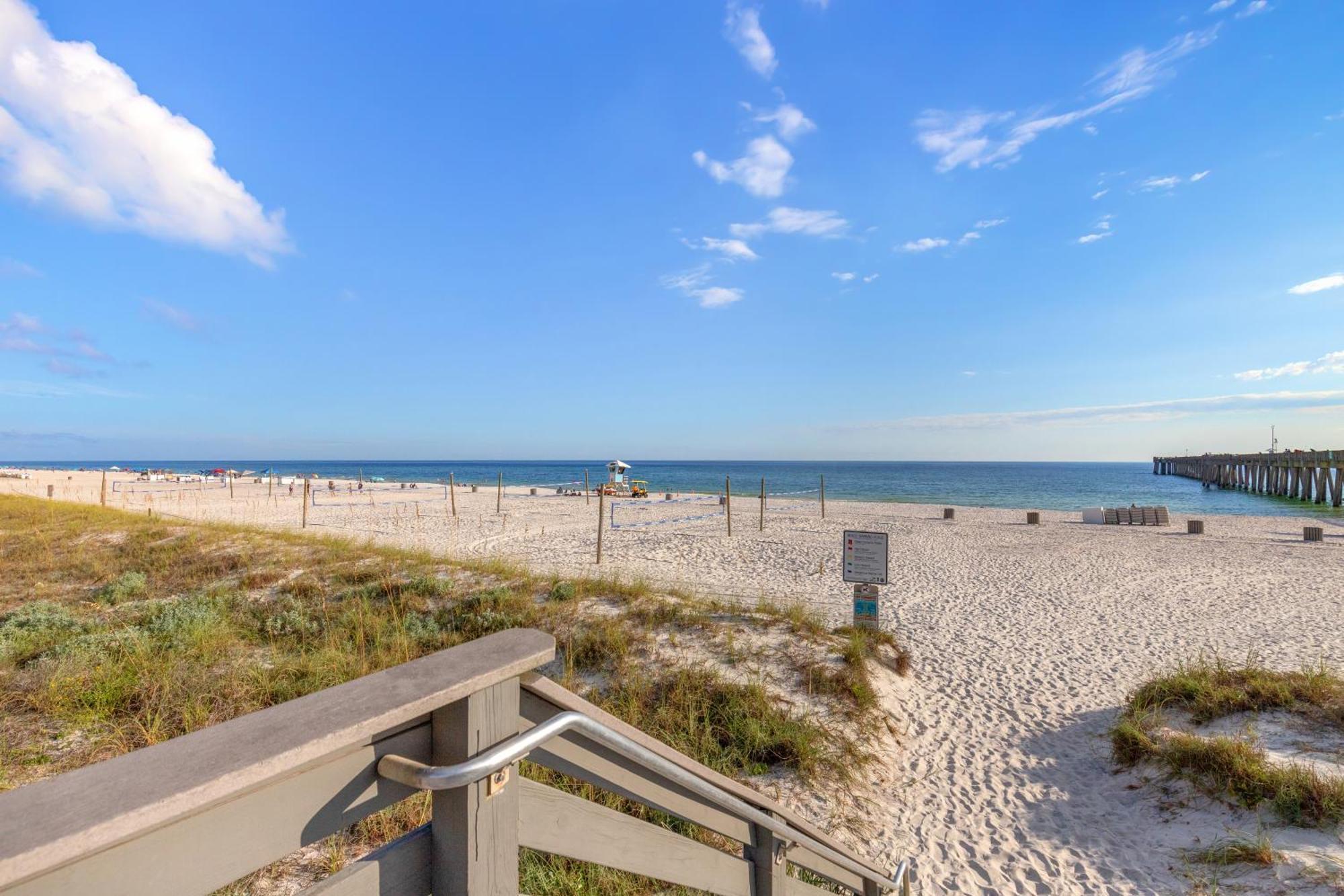 Treasure Island Unit 2011: Sunset Sands, 2 Bed/2 Bath Retreat - Sleeps 8! Holiday home *