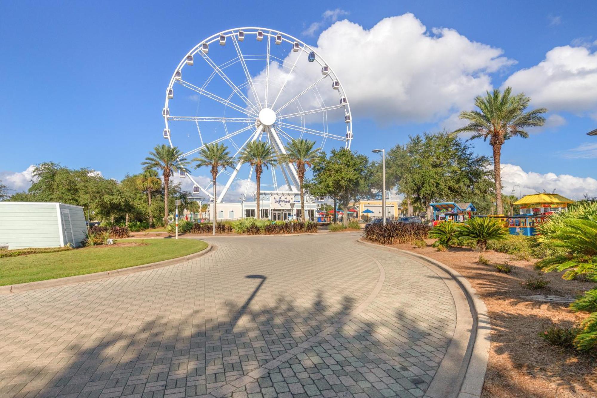 Treasure Island Unit 2011: Sunset Sands, 2 Bed/2 Bath Retreat - Sleeps 8! Holiday home
